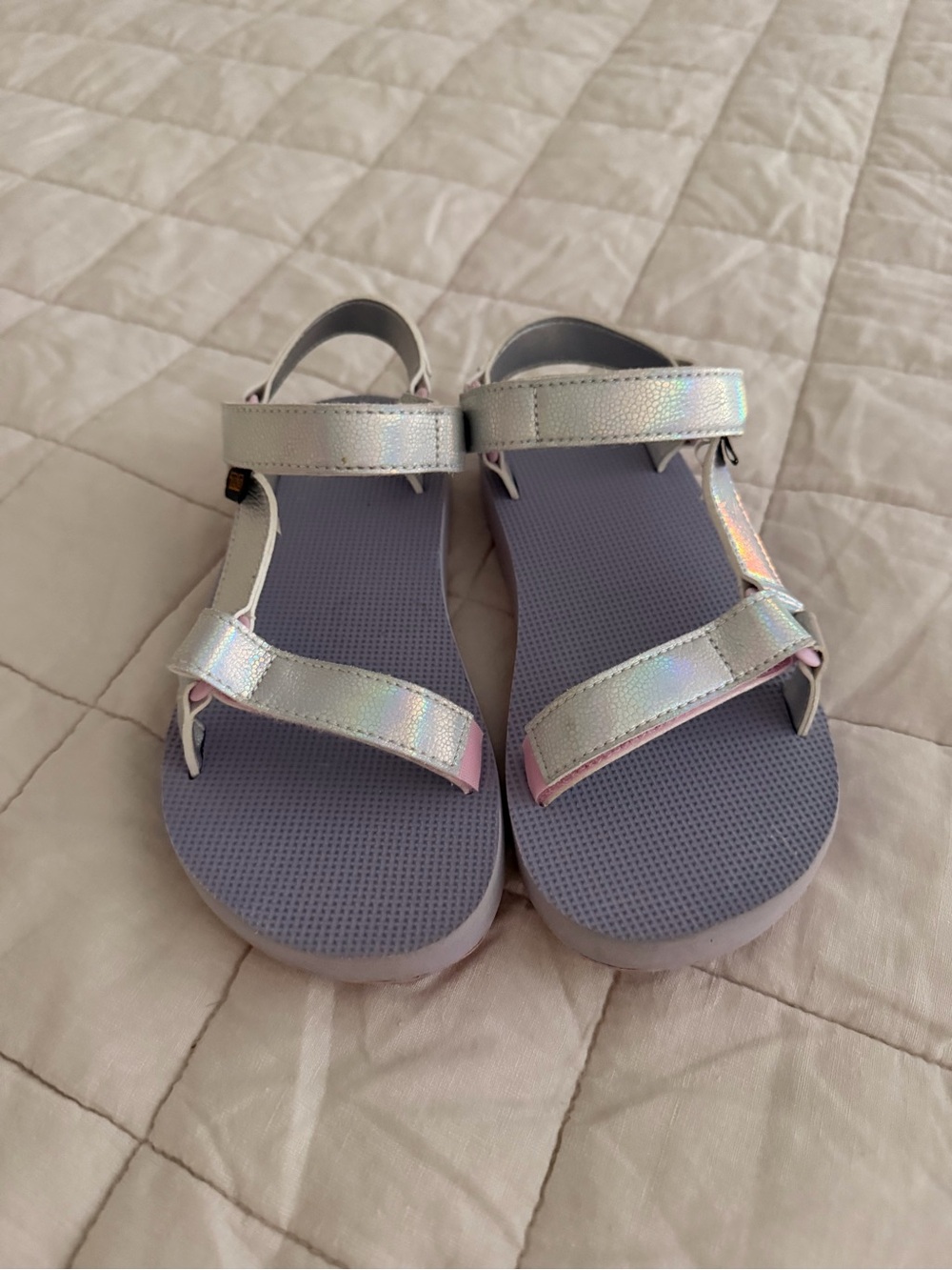 Teva - Size 4 - Girls ORIGINAL UNIVERSAL SHINE SANDAL Lavender